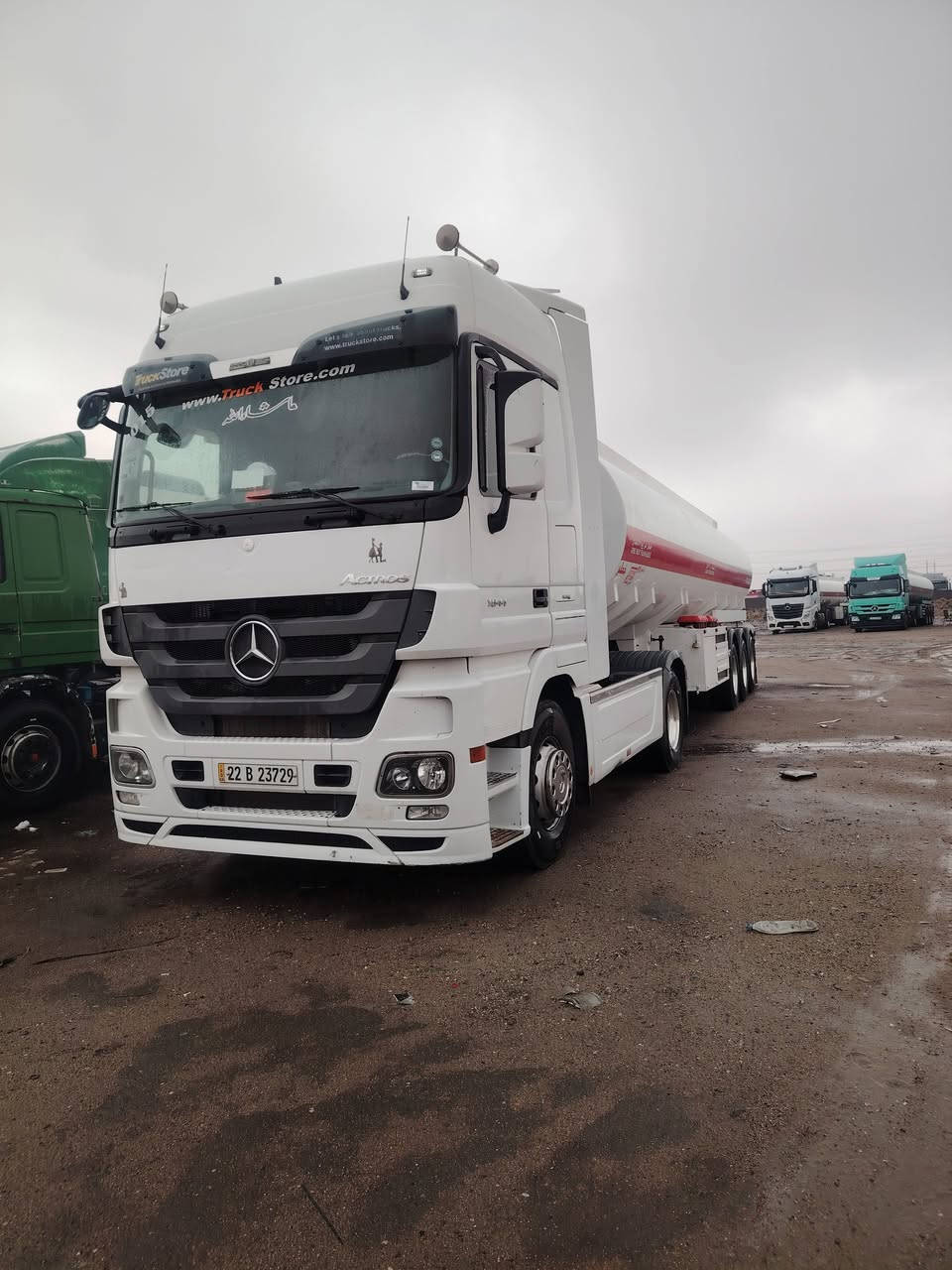 اكتروز ٢٠١٤ ماشيه ٨٠٠ جي بي اس طوناج جديد ورقم وسنويه جديده مكفول كفاله عامه والصهريج شغل فوزي مديل ٢٦ تخم تاير وتخم ويل كروم راس عربانه كبل للعمل للاستفسار الاتصال ***********
