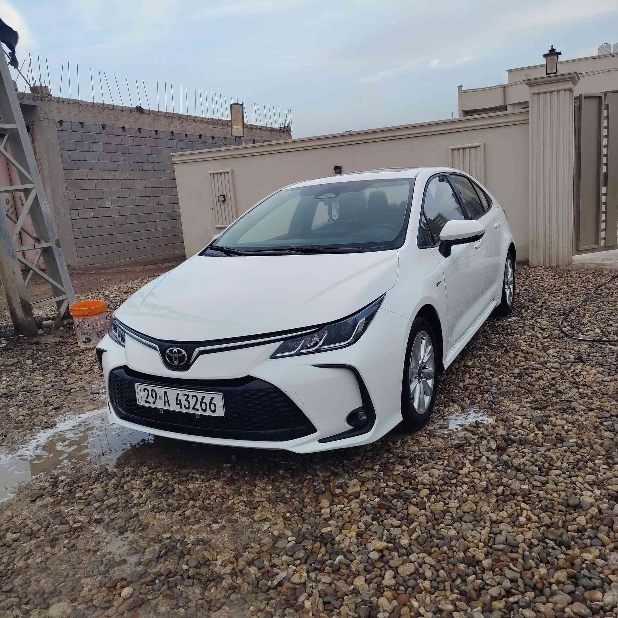 السلام عليكم
كورلا شكل الخليجي هايبرد وارد صيني 

رقم واسط

موديل 2024 
 
ماشية 40 الف فقط 

فول مواصفات 
بيها خسفه بسيطه بلجاملغ موضحه بالصور

السعر 149 وبيها مجال انشاءالله 

مكاني الكوت ***********
                  ***********
