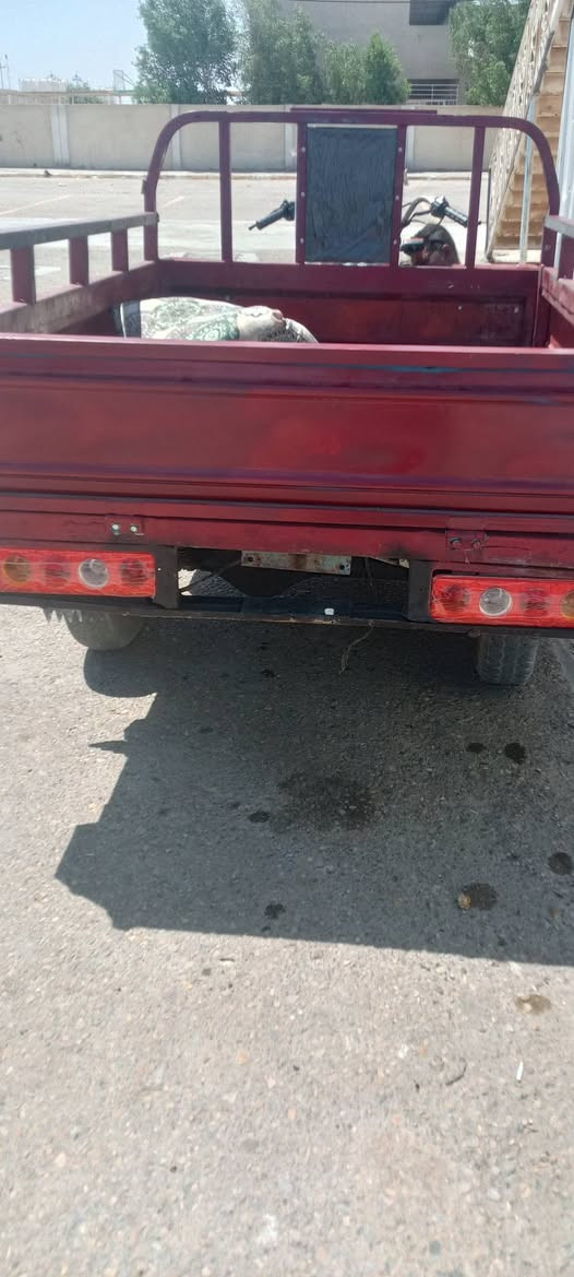 مديل 18مرتبه حلوه مكانهه كوت مستعجل عليهه ملاحضه الوراق طايح عليهه شويه دهن محرك وشاصي مكفولات سعر واحد 400وبيهه مجال مامتواجد هاذ رقمي ***********
