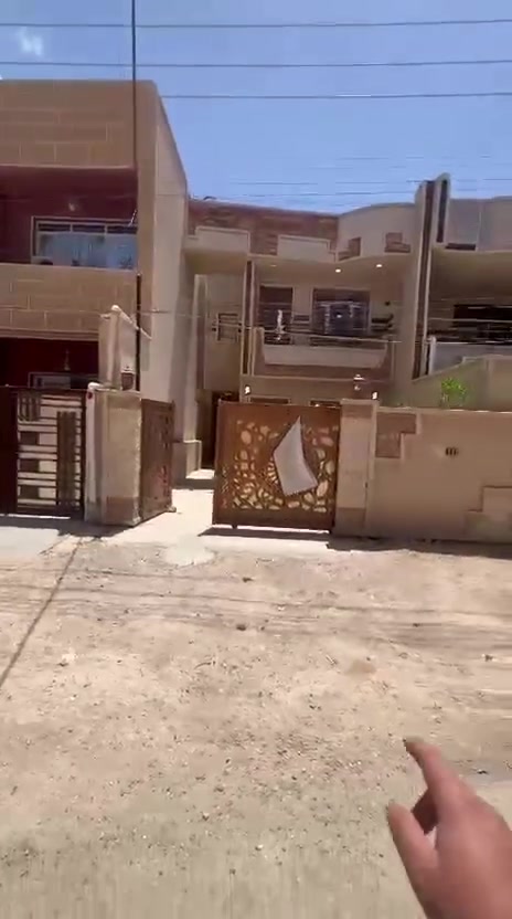 سلام عليكم بيت للبيع طابو ملك صرف ***********
