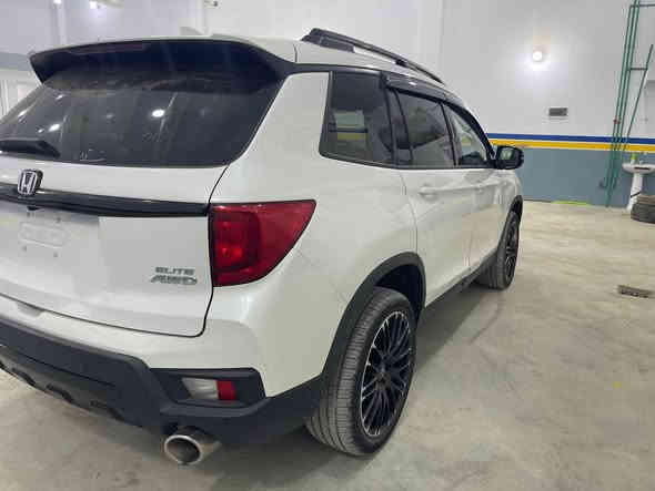 🇯🇵 
هوندا باسبورت. 2023
فووووووول مواصفات
محرك سته سلندر
قيادة ذاتية 
رادارات حساسات من كل الجهات
قطعتين تبريد 
فتحة  مري كهرباء
كشنات جلد كهرباء خزن ٣ وضعيات
ستيرن كهرباء + خزن 
تحكمات + شفتات  
حادث صبغ ربع الجاملغ الامامي وبيها طخه بسيطه بين البابين السكن ورصعه بجنطه واضحه بصوره

السيارة جديدة بمعنى الكلمة والحقيقية احلى من الصور بهواي
منفيست بسمي مكان السياره سامراء
***********
سعر 175  مراوس يرهم
