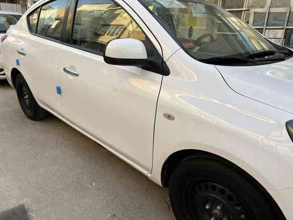 السلام عليكم للبيع صني ٢٠٢٤ رقم بغداد بأسمي رقم وهزة جديد  محرك كير تبريد مكفولات ماشيه ٨٨ كم  شاشه كامره سبايدر يدات نيكل بلوجكتر اسبير منازل كبات بعدهن ممشدودات  بيها صبغ جاملغ خلفي قبغ البانزين وشويه يم العلامة مال جنطة صورة الطخه قبل التصليح موجوده بدون دواخل مكانها بغداد جانب الكرخ سعرها ١١٨$ وبيها مجال بسيط للشراي ان شاءالله للاتصال ***********
