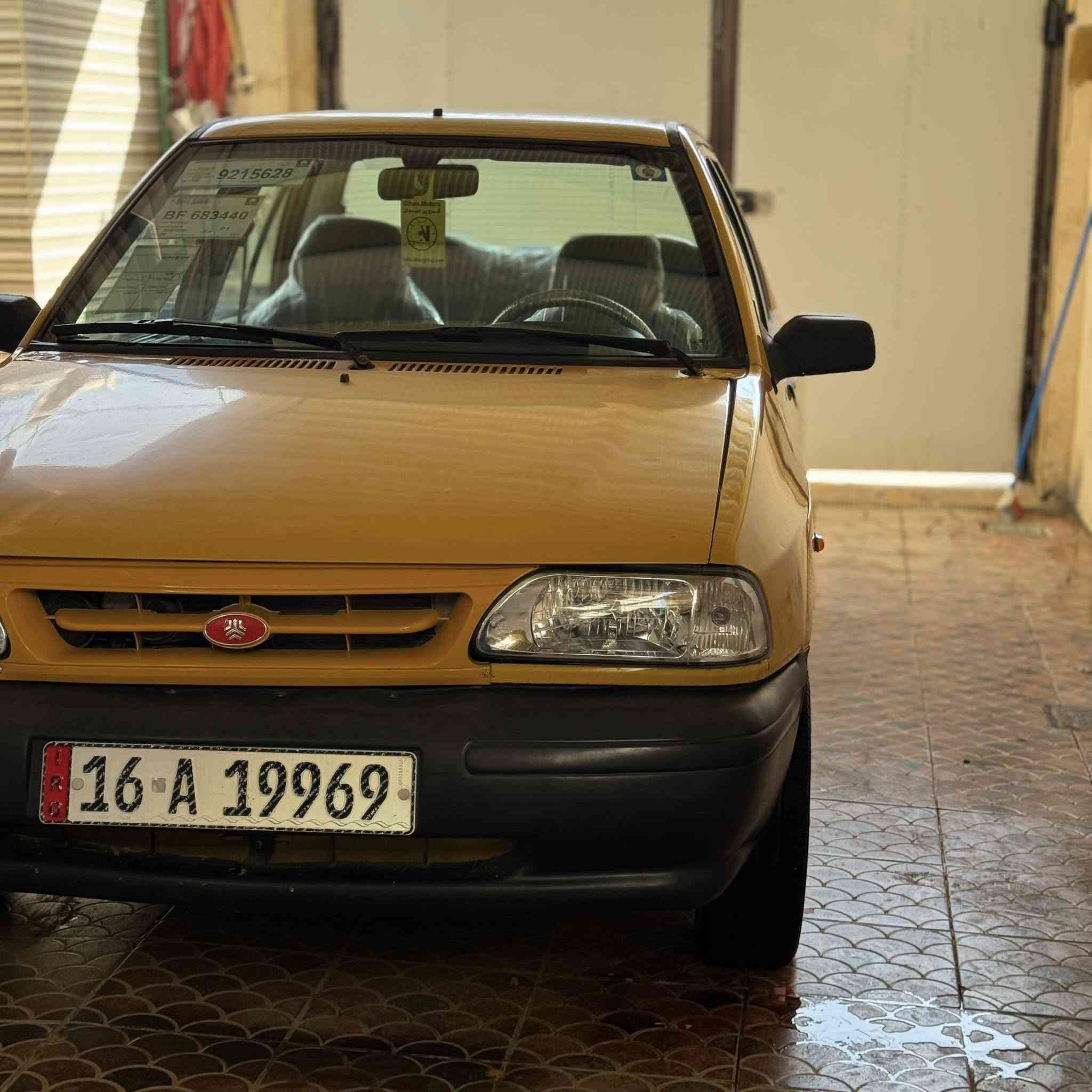 السلام عليكن سايبة للبيع موديل 17 بيهة جاملغ وبنيد مبدلات وحالوبة كير مكينة علشرط حدادية تخم تاير باتري جديد لسعر 32الهاتف***********
