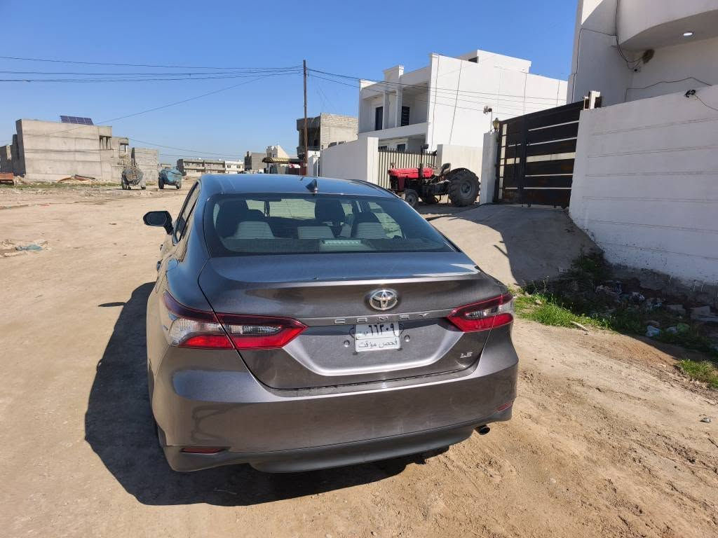 السلام عليكم 
كامري 2023 LE ماشية 37 الف ضرر تعديل راس البونيد ورأس الجمرلغ بدون تبديل + باب السكن 20 سنتم تعديل + باب خلف السكن بارد 
داخل لونين 
ردار خلفي امامي جانبي
سيارة بعدها شركة وباقي المواصفات معروفه 
*********** كركوك, العراق
