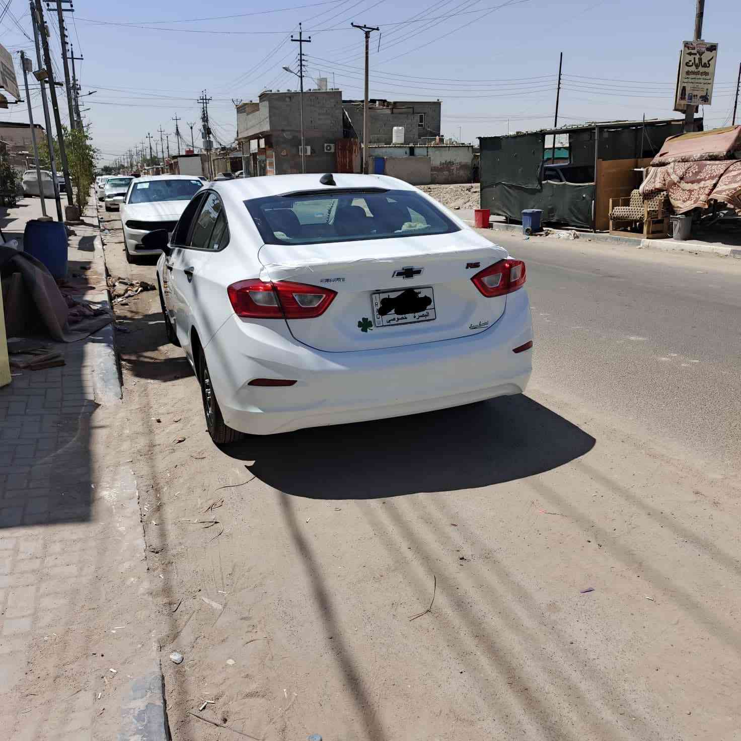 السلام عليكم 
كروز للبيع موديل ٢٠١٨
لون ابيض مواصفات فول
حادث بجم خفيف ما واصله للمكينه
تاير جديد عليه 
حداديه جديده كله اصلي 
رقم مشروع وطني بسمي تحويل 
او باقي مواصفات الكروز معروفه 
المكان البصرة 
السعر 95
 وبيه مجال للشراي 
***********
