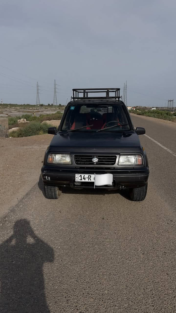 سازوكي موديل 2000رقم انكليزي بسمي كير ومكينه جدد مكان السياره البصره سعر السياره 40 وبيه مجال قليل ***********
