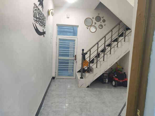 السلام عليكم ورحمه الله وبركاته
بناء جناي مو مقاول ع ايده الرجال باني  
الدار لبيع زراعي سند 25 قرار محكمة 
المساحه 55 متر واجه 5 متر النزال 11 متر
بناء سنة 2024
شغل درجه أوله بناء جناي يتكون من غرفه وصاله ومطبخ وصحيات بناء طابوق أساس وسقف صب مركزي السطح مطبك شتايكر البيت عالي عن الشارع 
العنوان النجف الاشرف الكوفه علوة الفحل قرب شارع عشره 
منطقه كامله ماء كهرباء خط سيارة نفرات لكوفه مدارس اهليه مستوصف انترنت خط سيارات نقل الطلاب سيارة نفيات 
السعر المطلوب 35 مليون معه المجال  
الاستفسار  رقم صاحب الدار ***********  بي وتساب
