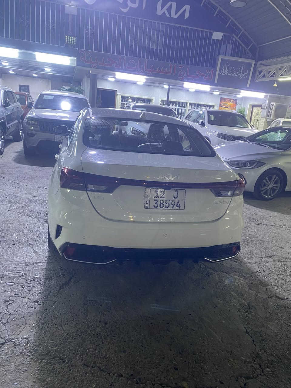يالله السلام عليكم اخوان بعد التحية
للبيع

ـ K3 نينوى  2024 السيارة مكفولة كفالة عامة كلش حلوة وجديدة

   مـواصـفـات

ـ محـرك DOH دبل نـوزل ـ1500 

ـ إشـارة ترحـيب ـ بصمة تشغيـل وابـواب ـ إشـارة مـري جانبيـة ـ الـمري شـفط ‎ـ 

ـ شـاشة كـبيرة 

ـ عـداد سرعـة ديـجـتل ـ ايـربـاك 6  

ـ فتـحة سقف سلايـت

ـ لايـت 3 عدسـات ـ حـاجـب led 

ـ بـك لايـت متـصل led 

ـ تحـكم  ستيرن فـول جـهتين 

ـ سـايد بـريك كـهـربائي ذكـي‎

ـ نظـام ـ اوتـو ـ هولـد ـ مـانع انـزلاق 

ـ نظـام قيـادة مـتعدد 4

 ـ سبـورت ـ ايكو ـ كـومفرت ـ سمـارت

ـ ويـل كب كروم 16 ـ حساس4 ABS

ـ حساس TPMS ضغـط الاطـارات 

-ماشية27  الف 

مكان السيارة موصل الايسر حي التعليم 

للاستفسار اكثر الاتصال على الرقم 

***********‬
