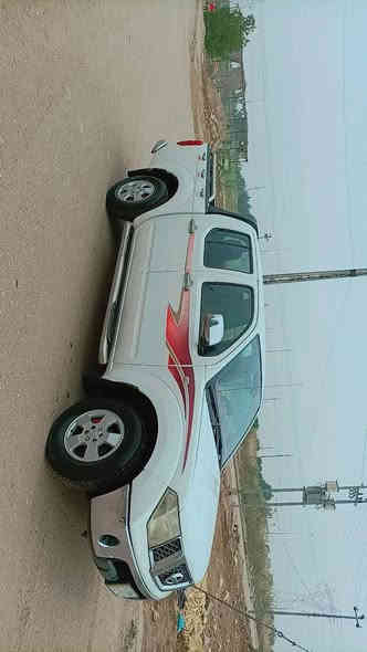 السلام عليكم نيفاره موديل 2008 كير عادي مكفوله من التبديل والضربه ما عده بارد بالباب خلفي عكس السايق تدفئه تبريد ثلج مكينه كير اكسن مكفولات لا تنقيص ولا تبخير شرط كهربائيات كلها شغاله سياره مال جناي نظيفه ترايك وين ما تريد رقم واسط تحويل ثاني يوم عنوان ميسان العماره قضاء كميت السعر 85 وبيهه مجال وتدلل 
***********
***********   ابو محمد
