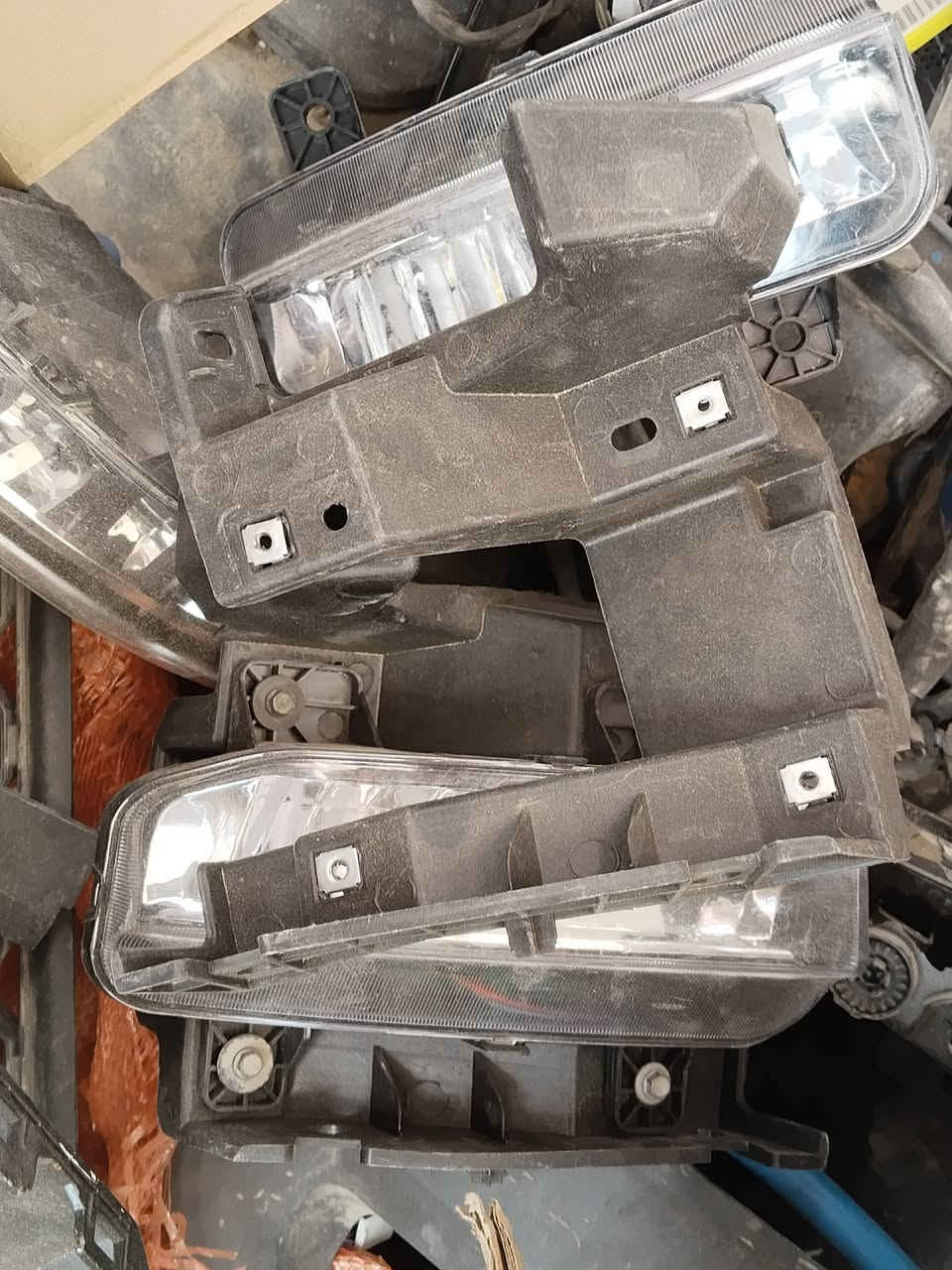 بوكس عدد2 لون اسود ولون كرزي مال بدي قصير مال بدي طويل زوج بلاجتورات  زوج الغوده +كفرات حساس تريشه لايت 
مال رام 2025 
***********
