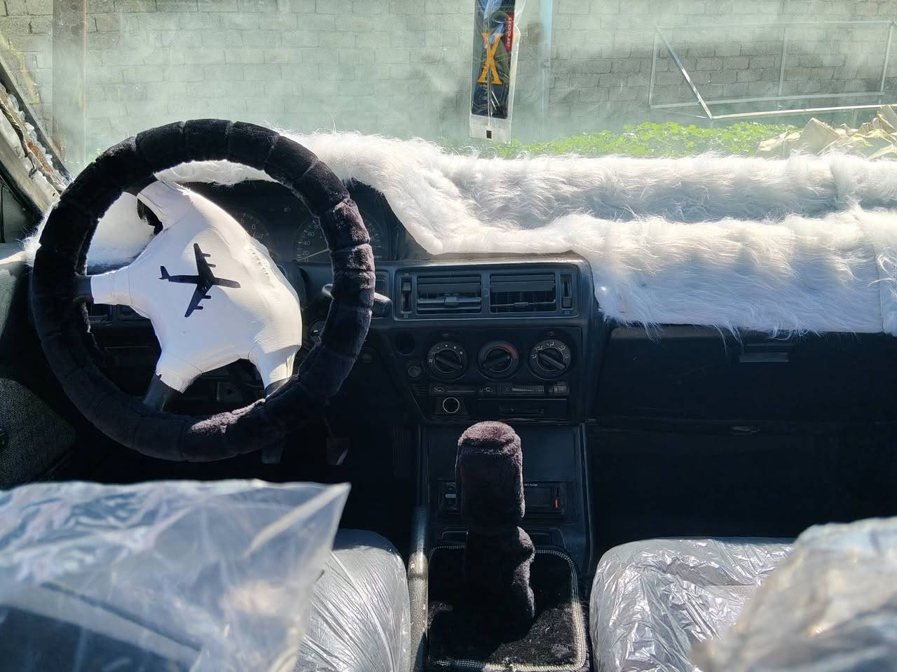 سيارة ميستيبوشي كلنت
بيها كابون 
سنوية جديدة شرط التحويل 
***********
***********
