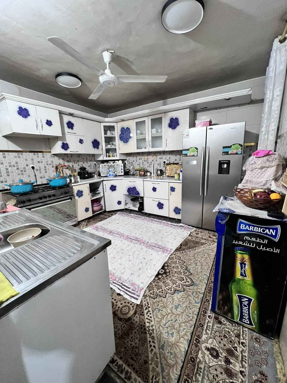 دار للبيع 200 متر   واجهه 10 نزال 20
ادار  قابل لتقسيم   120  و 80 
عرض الفرع 10 متر   دار مسلح 

طابو ملك صرف 
الموقع  بغداد الامين ثانيه قرب الصيدليه النضاميه 
سعر  345. قابل لتفاوض  
التواصل خاص او مراسلة واتساب 
***********
