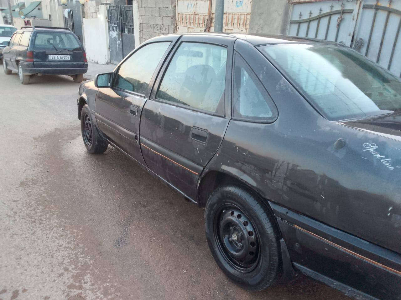 ڤیکترا 92 
ڕەقەم کەرکوک بەناوی خۆمە 
سەنەوی تا 2030 نوێە فەعس و هەزەی تازەیە 
مەکینە 18ی گێر عادی 
گێڕ و مەکینە و تەقەوڕەقە بەشەرت سەیارەکە کامل جاهیزە 
ناونیشان هەولێر .. دارەتوو 
*********** زین .. واتساب أربيل, العراق
