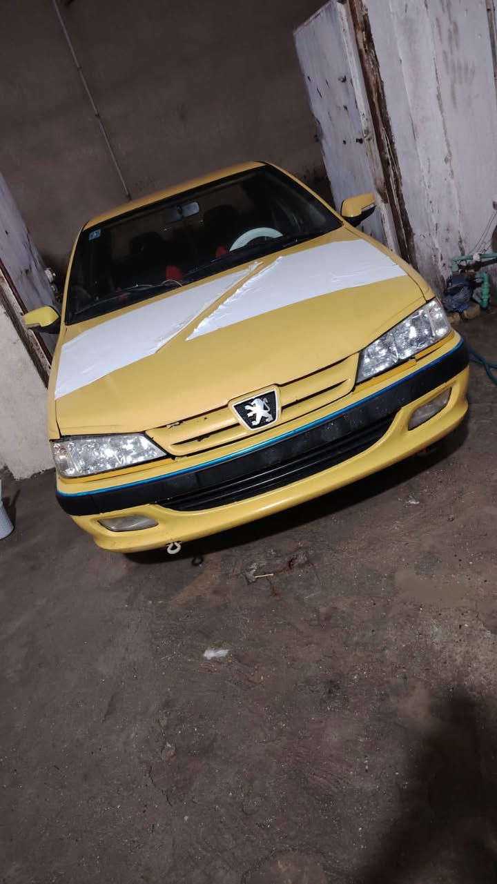 سياره بيجو بارص مديل 13سياره بس االمشط طعبان سياره حلوه السعر 33 وبيه مجل سيار راعيه موجود  يريد تحولي سنويه ال29 ***********
