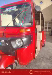 تكتك موديل 22 شهر 4 تكتك نضيفة تعال وكلب مكان بغداد تكتك رقم وسنوية 07...