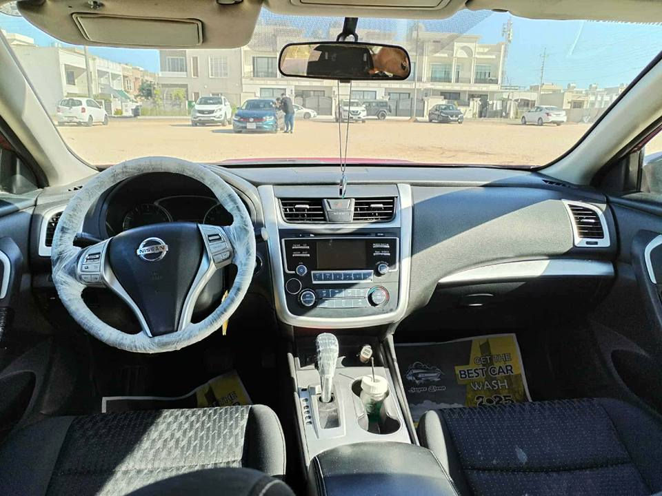 سەرتا بەناوی خوای گەورە
ئالتیما مۆدێل 2016
ماسەفات s
3پارچەی بۆیاخ 
چەمپێکی زۆر کەمی پیشی هەیە
شاناسی و داڕو بەردە بەشەرتت
گێر مەچینە تەبریتت تەقە ڕەقە
قەپ قۆپ  هەمووچیانی بەشەرتت ماڵی دۆستتت شوێن هەولێر   لەگەر رێزم أربيل, العراق


**إذا كنت صاحب هذا الإعلان وتريد حذفه لأي سبب، رجاءا أرسل رسالة إلى الدعم الفني**