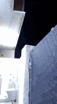 سلام عليكم بيت للبيع بـغداد بـ شعب ورا اسده بنزله 5 تبليط ومجاري البيت مكون من غرفتين جوا وحده وفوك وحده وستقبال ومطبخ وحمام داخلي وصحيات برا الاستفسار ***********
