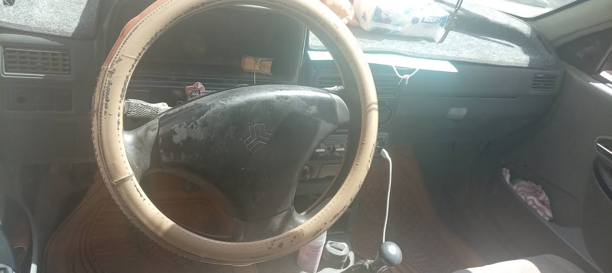 سلام عليكم سايبا للبيع السعر ٣٠ و بيها مجال سياره باسمي ثاني يوم تحويل مشروع وطني سياره سنويتها لل ٢٧ مصفره هيئه و غرامات كهربائيات كلها شغاله تبريد بيها جديدة ما مشتغل بس مرتين مكاني بغداد بسمايه للتواصل ***********
