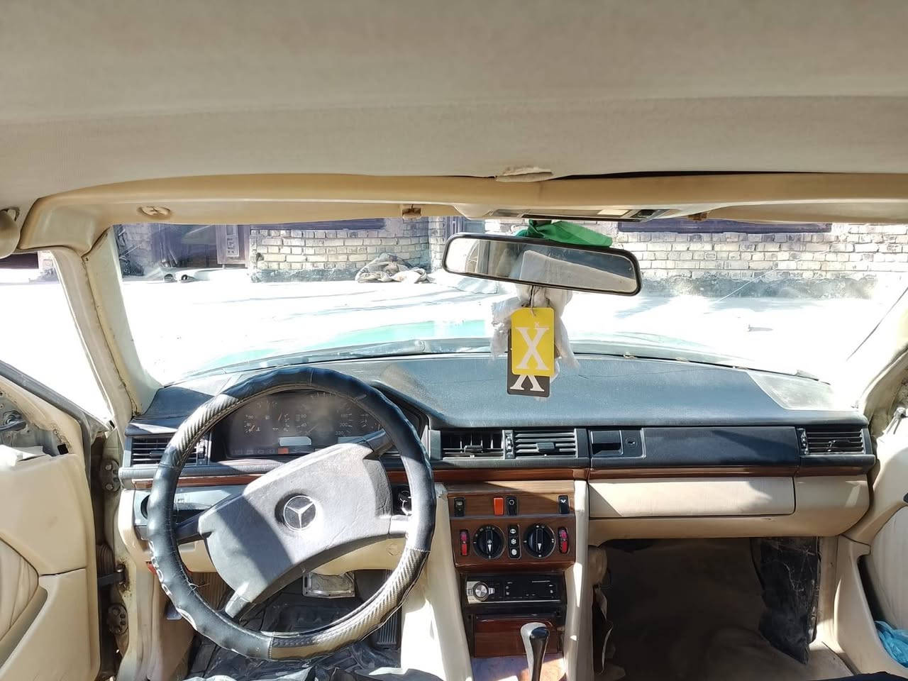 مكلف بلنشر سياره جاهزه لبيع***********
