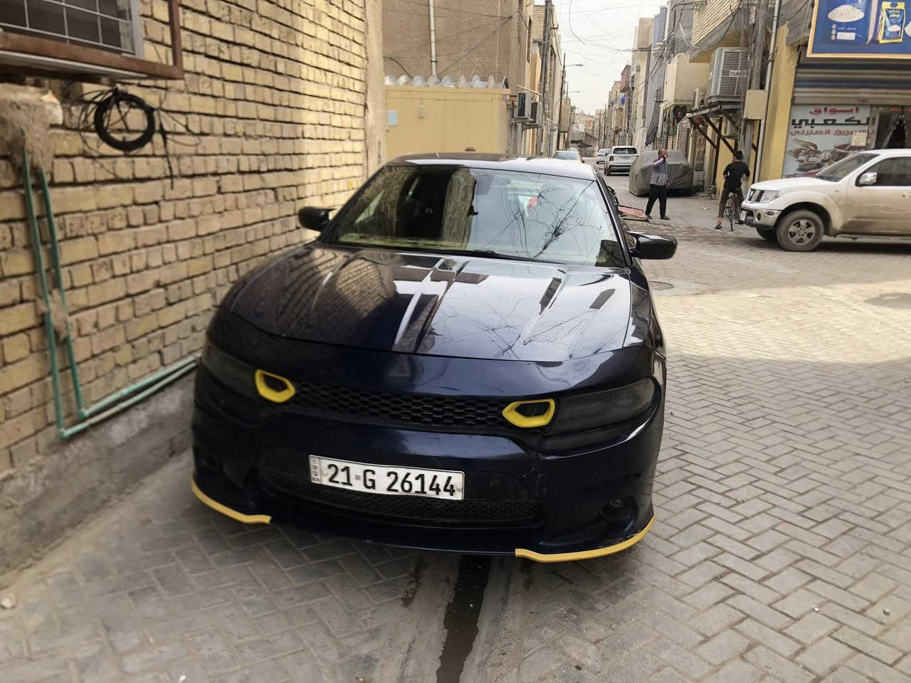 جارجر 17 sxt شاشة وسط السعر 165 العنوان بغداد / *********** ماشية 150
