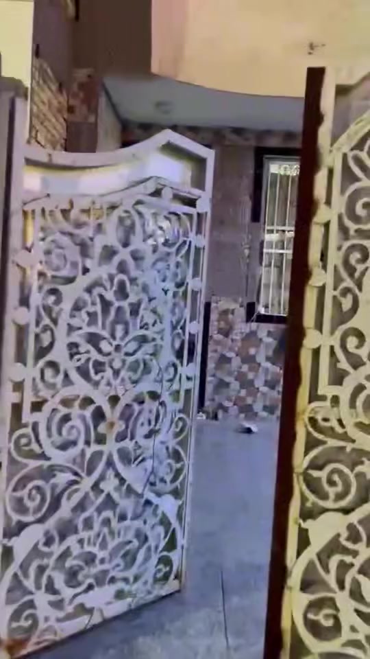 دار للبيع طابو صرف 
العنوان /الحله التاجيه خلف جامع ابو طالب
 المساحه 200متر مطلوب عقاري متوفر كافة 
مطلوب عقاري 30 التسديد 290 إلى مصرف العقاري عالمشتري يسلم 120 وبيه شويه مجال


**إذا كنت صاحب هذا الإعلان وتريد حذفه لأي سبب، رجاءا أرسل رسالة إلى الدعم الفني**