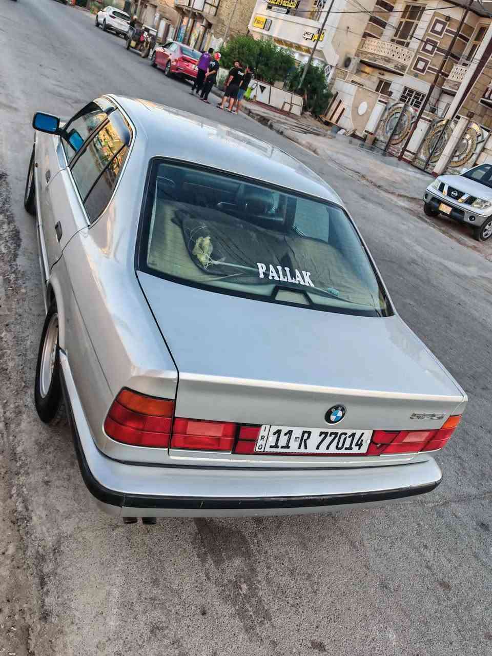 بي ام 525 مسكر فانوس
موديل ١٩٩٤
رقم بغداد باسمي
الرقم الجديد تحويل ثاني يوم
سلايد روف وجام وكشنات كهرباء
مري كهرباء
فول مواصفات
كير ومكينة خير من الله
حماوة نص ثابتة
تبريد خير من الله
صدر امامي وخلفي بالجيس شادلهة
تايرات جدد قبل شهر شادهن
السعر ٨٥ وبيهة مجال
‏‪0772 458 9879‬‏
