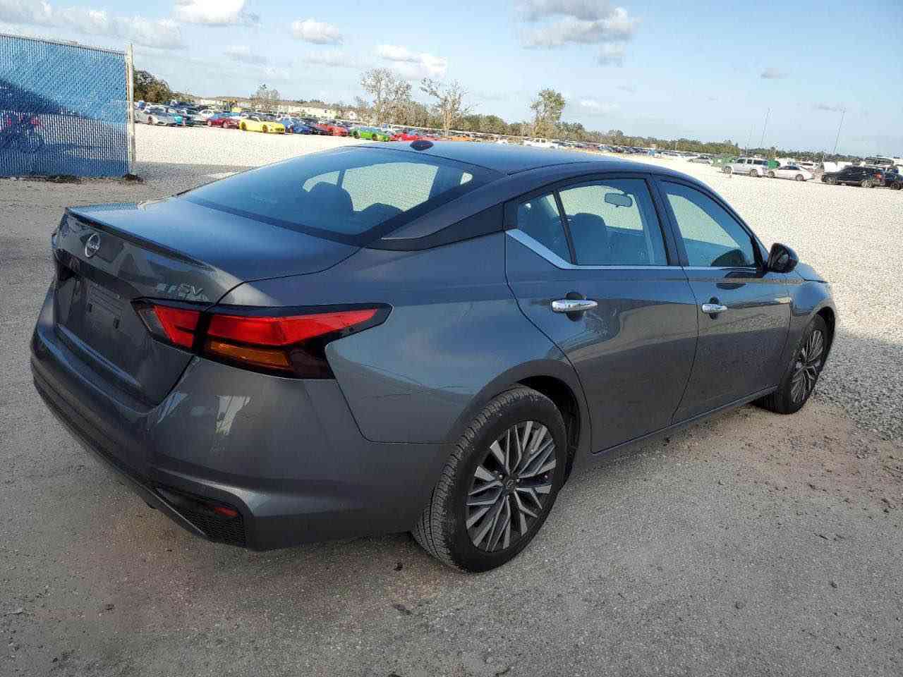 نيسان التيما 23 تقرير غرق مياه امطار شرط لدوسه كفاله عامه شرط الفحص حره بسمي تحويل ثاني يوم مكان السيارة بصرة ياسين خريبط الرقم *********** السعر ١٦٠ وبيها مجال البصرة, العراق
