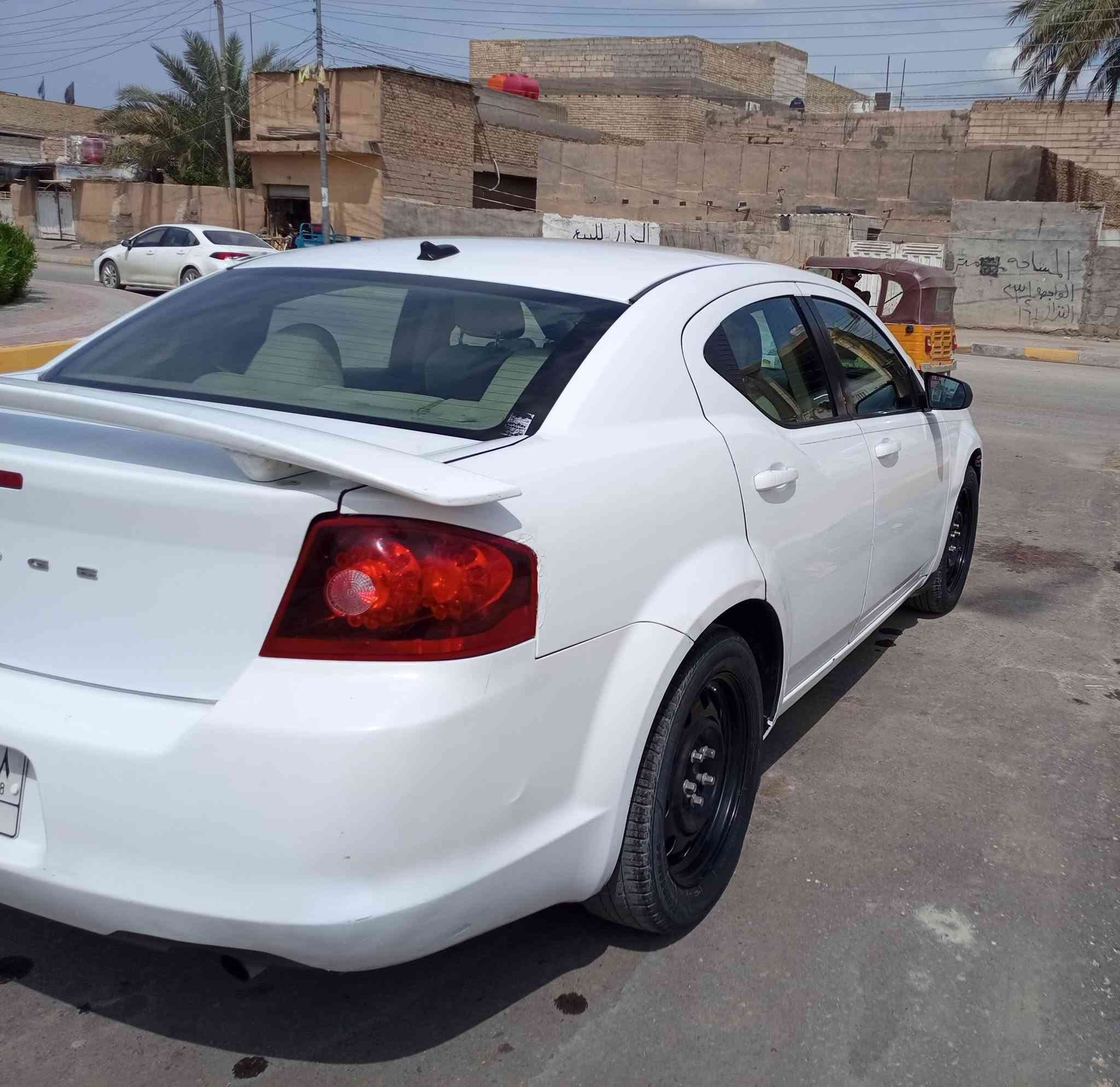 دوج افنجر 14 رقم كربلاء
محرك وكير جدد استوني شادهن 

كهربائيات كامله

حداديه 70بالميه

بيه صبغ جاملغ امامي وخلفي جهه السايق مع تكيحيلات بعض الاماكن

تبريد شغال جيد جدا

دواخل بيجي واسود جديده

محرك 2400

سعر 68 بدون مجال

رقم الموبايل *********** مكان السياره كربلاء
