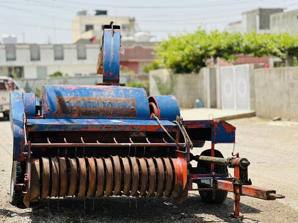 دەزگا بۆ فرۆشتن
هەرماکک

مۆدیل ٢٠١٤
هەلەبجەی تازە
***********

***********
