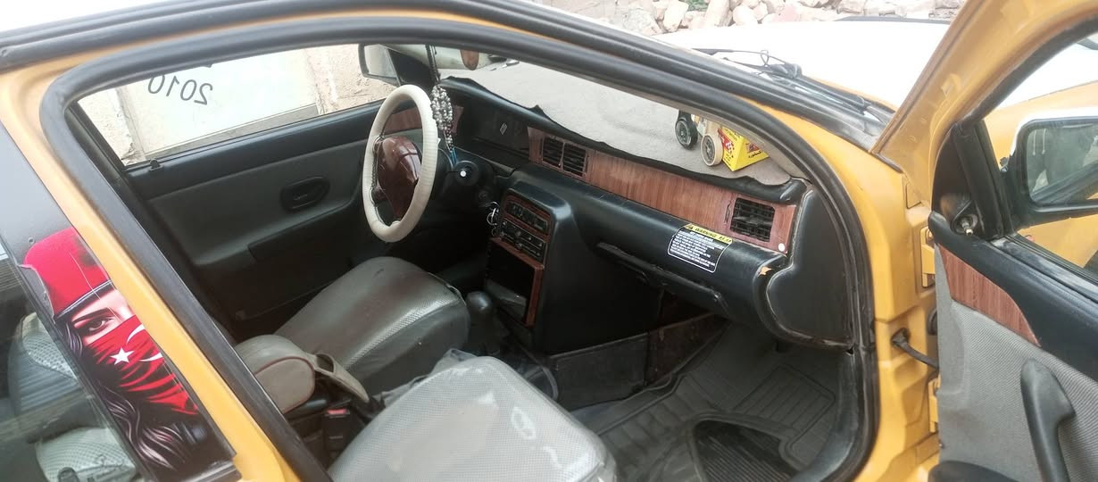 سياره للبيع سمند موديل 2010كير ومكاينه كوراله وتخم تاير دوشمه فول رقم بغداد هيئه ومرور مصفره السعر 35وبيها مجال رقم الهاتف ***********
