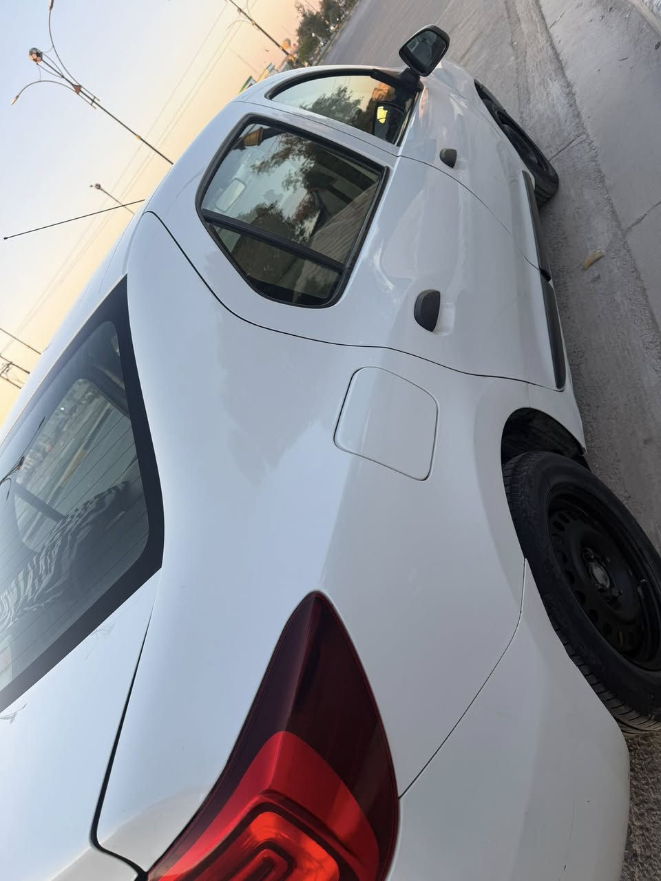 رينو سيمبول 2019 رقم ومالك كربلا مكان كربلا

السعر 75$ وبيه مجال قليل 

حره مداور مباشر 

ماشيه 250 

كل التفاصيل موجوده بلصور والسونار

***********
