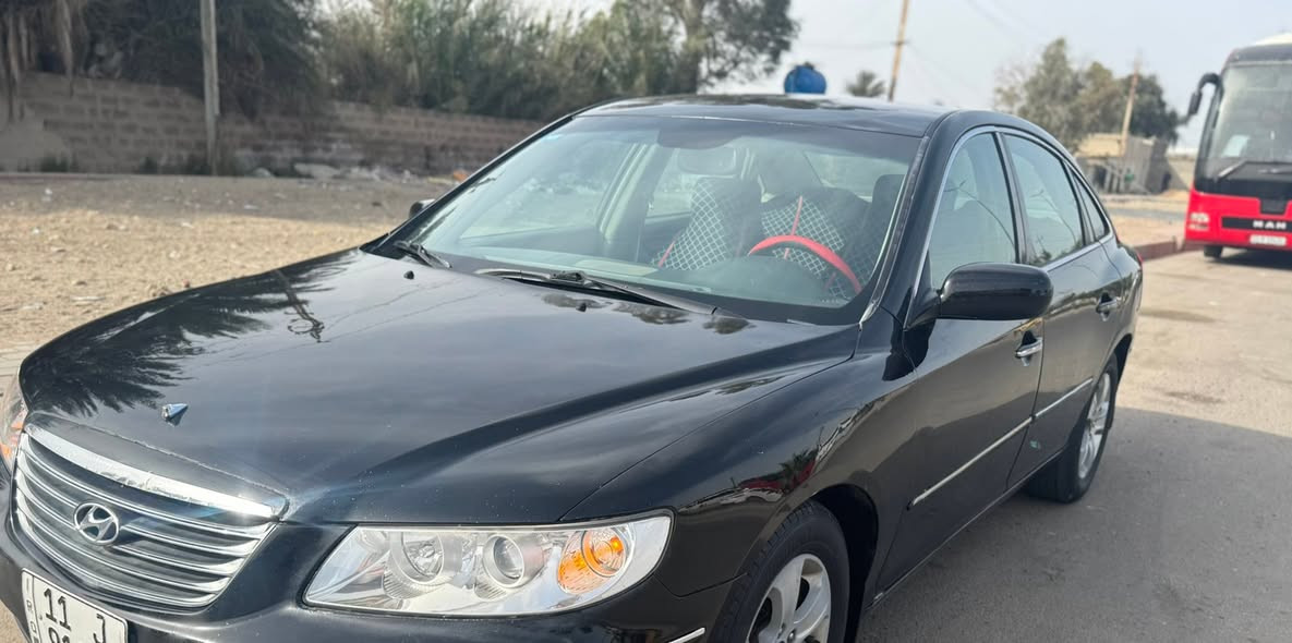 ازيره ٢٠٠٧
للبيع مصبوغه جماليه
بسمي رقم بغداد نكليزي
سياره جاهزه كير مكينه تبريد ثلج
تبريد امامي خلفي بيانو
تحكمات ستيرن جهتين
تخم تاير
كامره خلفيه
حساس خلفي
داخل بيجي
كشنات كهرباء
شاشه جبيره لمس
سياره جاهزي اي نقص مابيه
السعر ٧٧ 
للستفسار ***********
