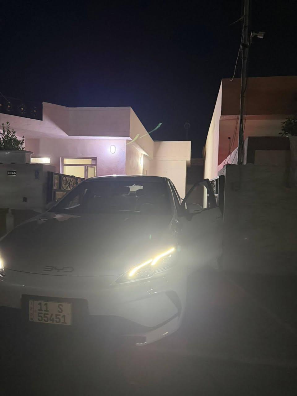 سلام عليكم بي وي دي سيل 5 سياره مشي 9000 كلين سياره جديد كفاله عامه مكاني اربيل سعر سياره 128 ورقه ***********
