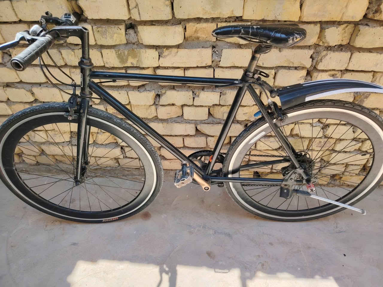 سلام عليكم بيسكل نوع شيمانو حجم 26
C700 للبيع السعر 100 وبي مجال مكان ميسان حي الغدير الثانيه اربع سايدات قرب مستشفى البناني رقم *********** متواجد واتساب
