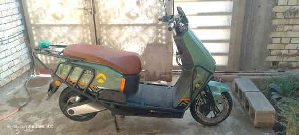 سلام عليكم  دراجة شخن سكنس H vs سرعه 130 او 6 بطاريات بيه تمشيك 50 كيلو متر يدوم عندك شخن 3 يام اوراق كامله دراجة واحد على واحد منزلها قبل 5 شهر مكاني بغداد مدينه الصدر سعره900 وبيه مجال  شراي هذا رقمي ‏‪***********‬‏ متواجد على واتساب
