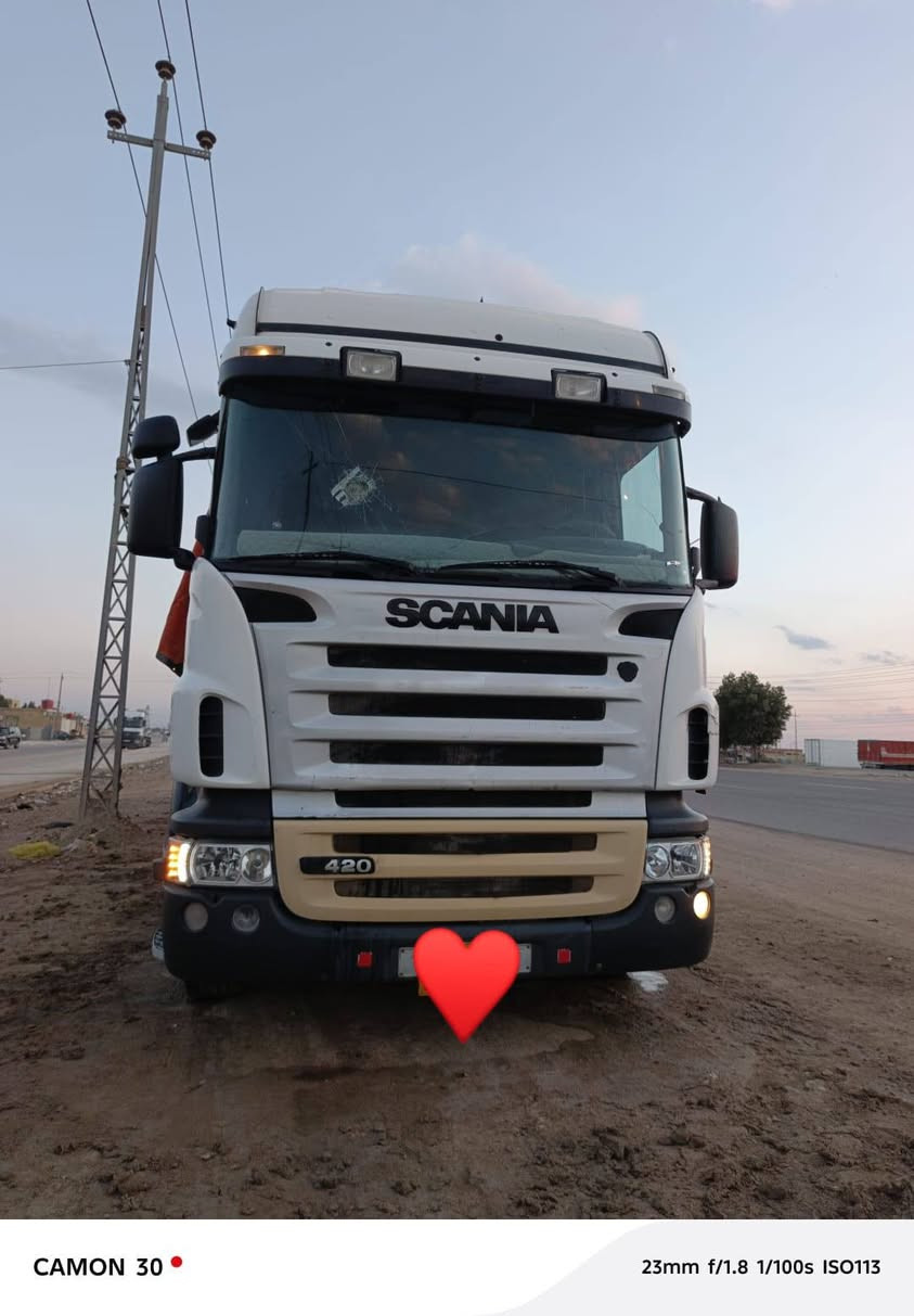 للبيع
سكانيا 2006 بس راس R420 رقم اربيل
 كير كوبرا تخم تاير 
جاهزة للعمل
للاستفسار ***********
