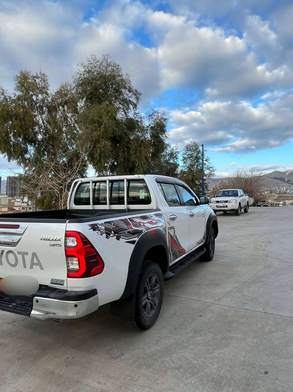 تۆیۆتا مەرزیە(TRD)
38000 هەزار ڕۆشتووە هیچی پێوە نیە تایەی تازەیە 
ڕەقەم تەلەفون:***********
سحر:$388
