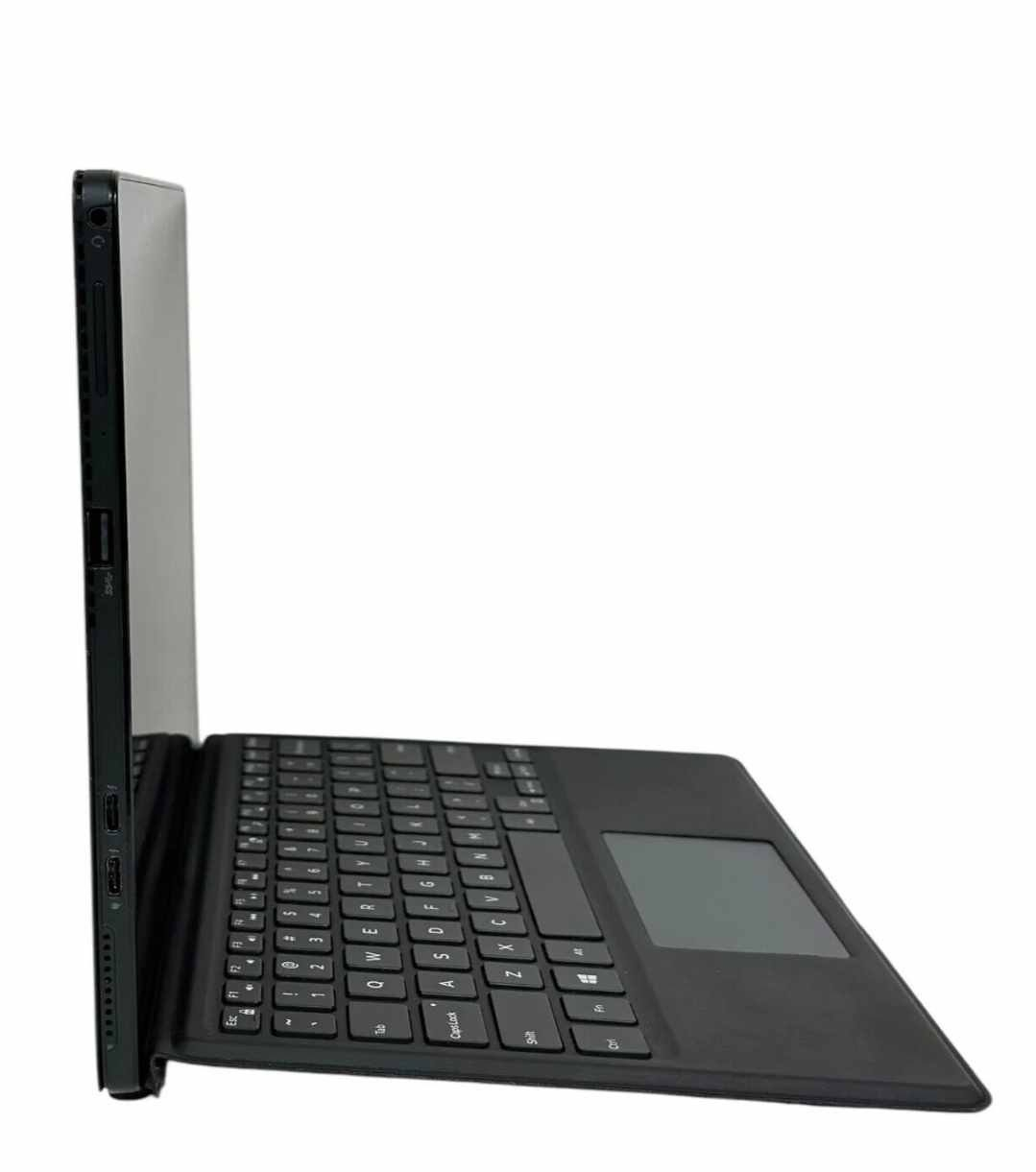 💻 Dell Latitude 5290 2-in-1 Detachable
🔹 المعالج: Intel Core i7 الجيل الثامن
🔹 الرام: 16GB DDR4
🔹 التخزين: 256GB SSD
🔹 كارت الشاشة: Intel UHD Graphics مدمج 8GB
🔹 الشاشة: 12.3 إنچ FHD Touch
🔹 التصميم: جهاز قابل للفصل (Tablet + Keyboard)
🔹 يدعم القلم واللمس
🔹 خفيف ومناسب للتنقل والعمل والدراسة

✅ يمكن استخدامه:

كلابتوب

كتابلت

للكتابة والرسم والملاحظات

السعر 300الف شامل التوصيل والملحقات


**إذا كنت صاحب هذا الإعلان وتريد حذفه لأي سبب، رجاءا أرسل رسالة إلى الدعم الفني**