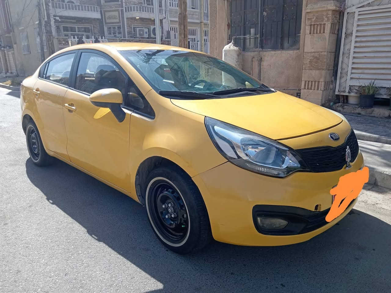 كيه ريو موديل 2015جاهزه من الطول للطول كير محرك تبريد ثلج دوشمه عامه. تخم تاير خط ابيض فول السياره وخير من الله رقم انكليزي اباسمي. جام ٤ كهرباء. تحكم مري تحكم لايت خليجيه بيهه جاملغ امامي تبديل اثر طخه بسيطه حته التدفئه عل بلاد جطل واحد مابيهه. السعر ٧٥. وبرسم الخدمه. *********** هاذه رقمي. ملاحضه مهمه بحيل الله ابوجهه للعمل ومسول عن كلامي مكينه دوش انسه البانزين وطلايبه
