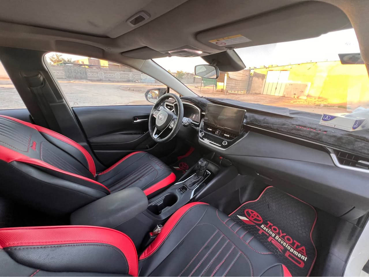 كورلا تجميع صيني موديل2024
رقم بغداد حرة باسمي تحويل ثاني يوم شكل الأمريكي 
مواصفاتها معروفة مايحتاج اشرحلك عليه 
- دوشمة كشنات 
- دوشمة الارضية والصندوك
- بيها بارد ع كد 3 اصابع بالبنيد مكانين اثر رجوع بيكب عليها 
- طخة بالصندوك ع وضعها مامسويها اثر ضربة دراجة
- ماشية 68 الف قابل للزيادة 
- فول السيارة معروفه مواصفات الشكل الامريكي
- شاشة كار بلي 
- عادي ومحسن بكيفك البانزين 
- تبريد يخبل 
- سيتم باتمان كامل 
- شمسيات كويتية وياها 
- مكاني البصرة - الزبير - سكن البتروكيماويات 
- رقم تلفوني ***********
- السعر 150$ وبي مجال البصرة, العراق
