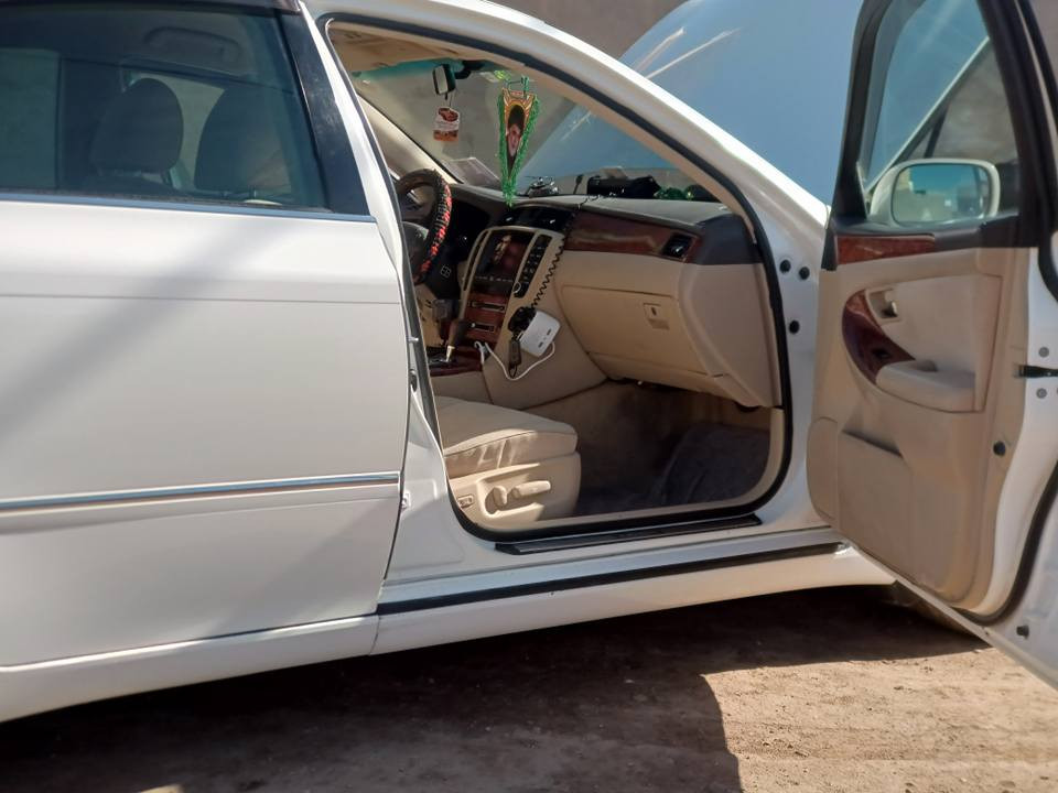 السلام عليكم اخوان شاهينه للبيع السعر 40قفل النهاي. مكان بابل ناحية الكفل  موديل 2005 المحرك، 300.نضيفه من جميع النواحي لونهه ابيض الاساس ربع ماتصرف عليها  تدفه شغال ادوات كص   الاستفسار اتصل ع الرقم *********** حلة, بابل
