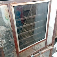 فرن غاز ست محامل للبيع العنوان شعله الاتصال على رقم 07705879853