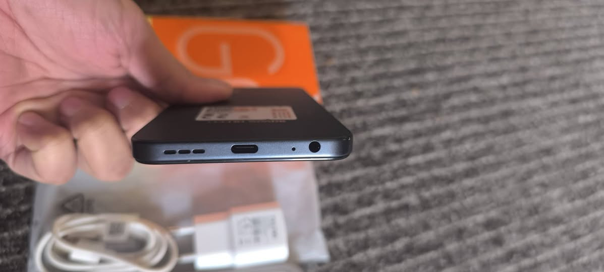 تكنو سبارك كو 2
نظافة 100٪100
مواصفات الجهاز
مساحة التخزين: 256 GB💾
البطارية: 5000mAh 🔋
شاحن تايبسي سريع
ملحقات كارتون وشاحنة كاملة
 السعر 125 الف 
شراي خاص او اتصل ***********
