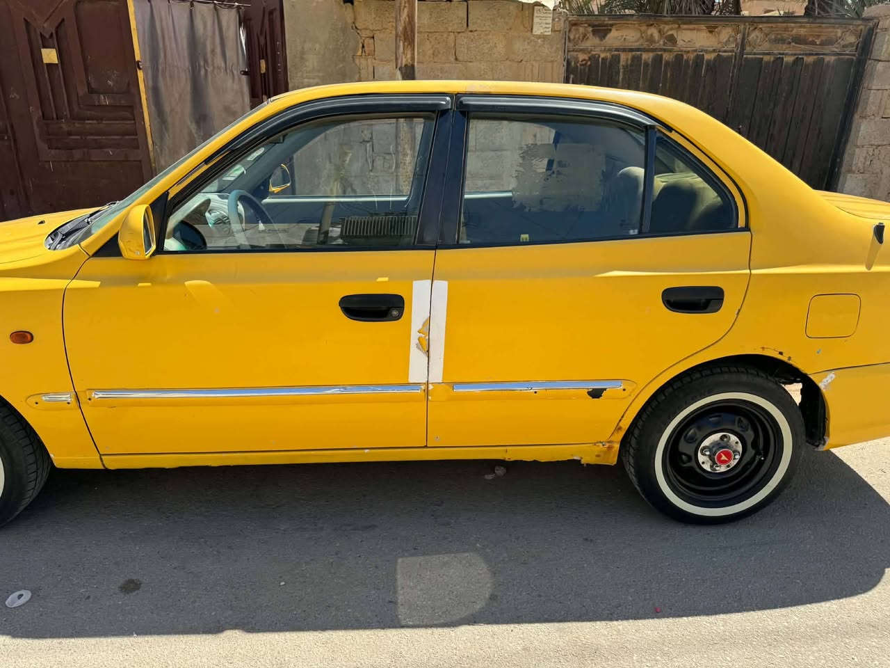 السلام عليكم فيرنا موديل 14 رقم بصره مشروع وطني مامعيوده بيهه طعجه زغيره جوه قبق البانزين تبريد تدفه شغال حداديه جديده تخم تاير جديد دوشمه ارضيه بيهه بس هاي التكشير الي بل دعاميه مكان السياره كربلاء السعر 65ترهم مراواس هم ***********
