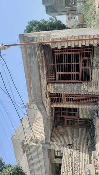 بيت بالزعفرانيه الزراعي سعيده خلف جامع الكيلاني 150 متر مبني طابق ونص ...