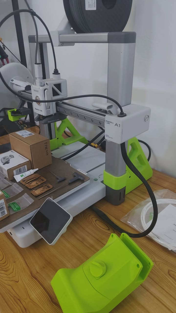السلام عليكم 

 طابعة 3D Bambu Lab A1 بحالة ممتازة مع نظام AMS لتعدد الألوان، بالإضافة إلى مجموعة من قطع الغيار.

المنشاء أستراليا

السعر 800 الف قابل للتفاوض البسيط، وللاستفسار يرجى التواصل


**إذا كنت صاحب هذا الإعلان وتريد حذفه لأي سبب، رجاءا أرسل رسالة إلى الدعم الفني**