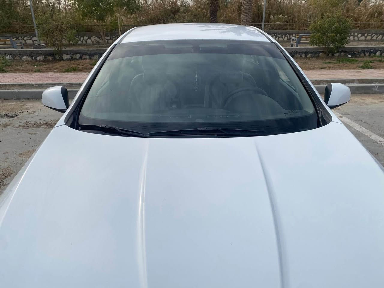 السلام عليكم 
رينو سافران 2016 
لون ابيض غير محدد 
مكفولة من الحادث والصبغ والشخوط 
كفالة كير ومحرك 
رقم بابل 
السعر 107
للتواصل 
رقم الموبايل *********** ديوانية, القادسية
