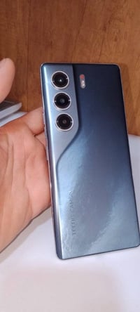 تكنو كامون ٤٠ برو • نضافه ٩٩٪ • بدون غراض