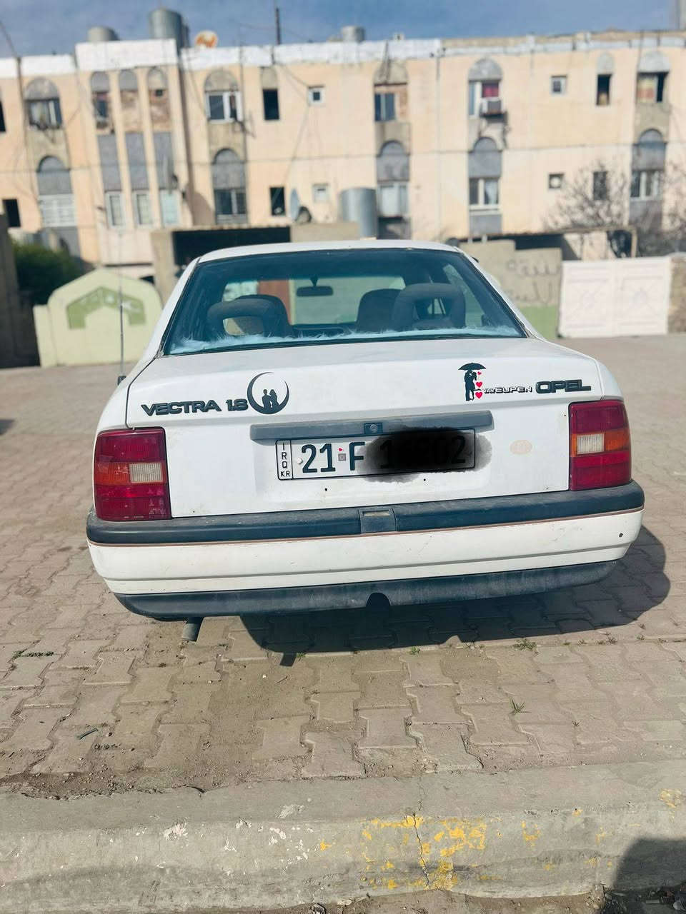 السلام عليكم أوبل للبيع موديل 89سنويه 29دفتر بانزين موجود محرك 18سعر45بسمي شرط التحويل والاوكاله ***********
