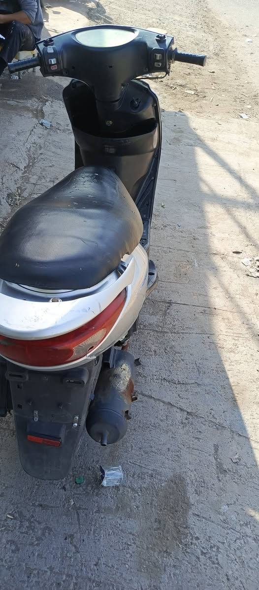 السلام عليكم دراجه بريز للبيع كهربائيات سلف مكينه خير من الله كل نقص مابيها بس القمجي مال بريك الامامي مكطوع لازم يتبدل المكان الشعب السعر ٤٥٠ هاتف ‏‪***********‬‏
( مكلف بالنشر )
